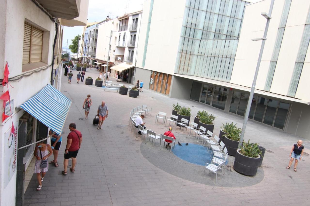 شقة Roses Centre Platja 2 المظهر الخارجي الصورة